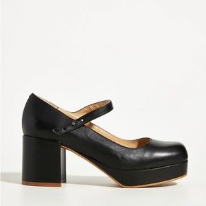 Intentionally Blank Mika Mary Jane shoe. Black Size 7
